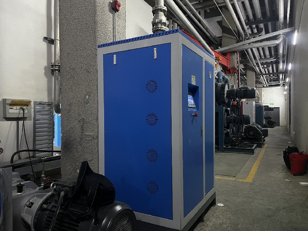 蒸汽發(fā)生器的通常盛水量為多少？